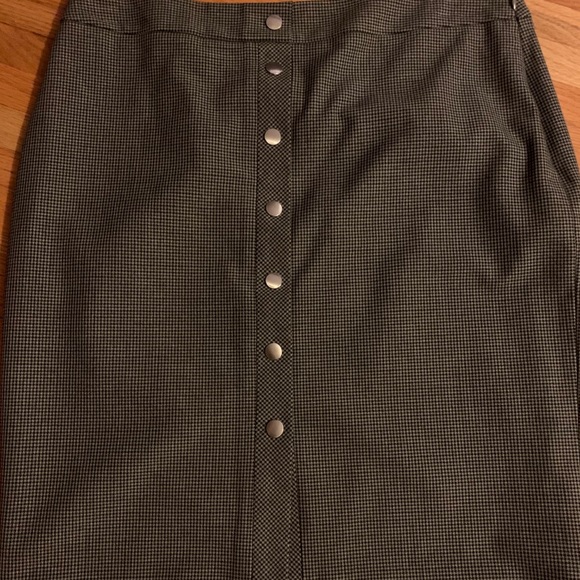 LOFT Dresses & Skirts - Skirt